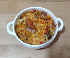 とろけるチーズの彩りグラタン